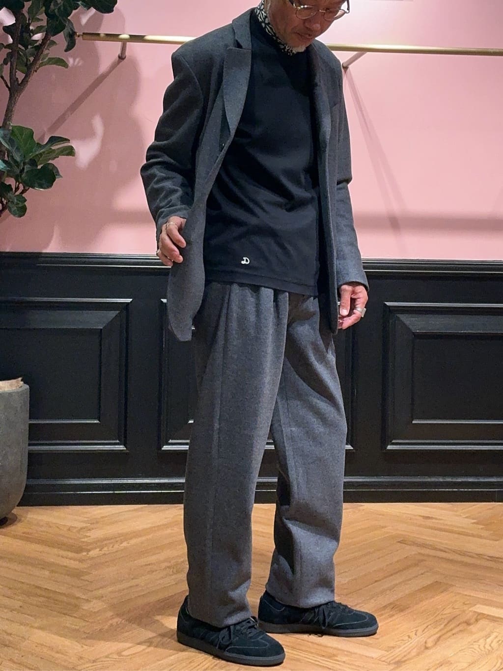 torigoeさんの「DRESSTERIOR｜◆【干場義雅&times;MOVB&times;DRESSTERIOR】トリプルコラボ オーバージャケット」を使ったコーディネート