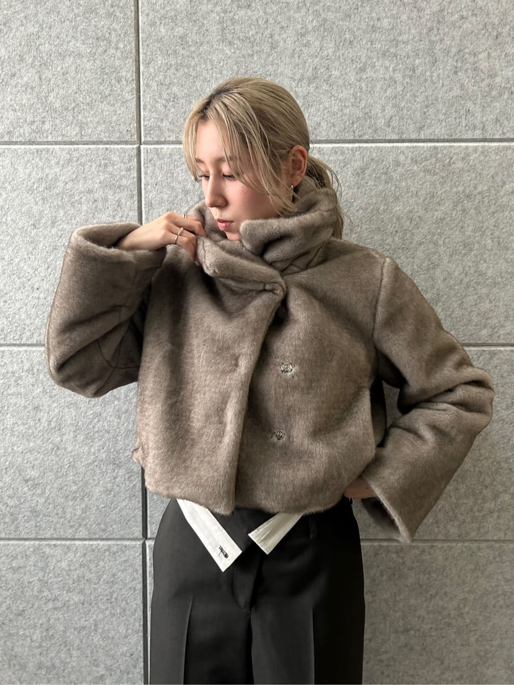 honoka Aさんの「CODE A｜faux mink short jacket」を使ったコーディネート