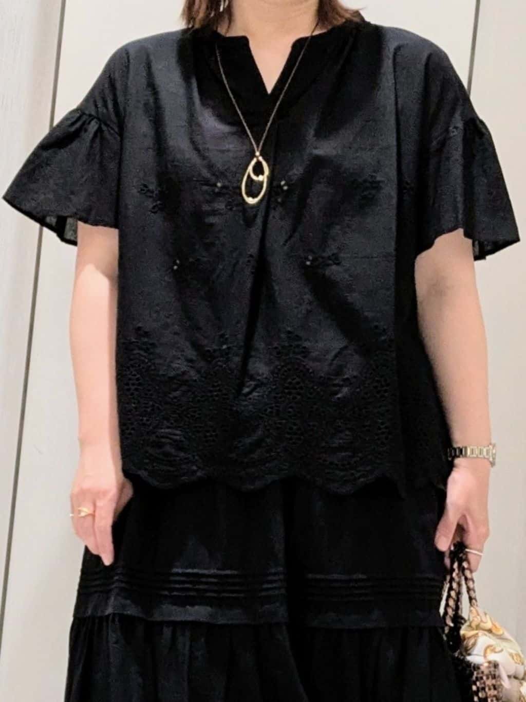 Onumaさんの「UNTITLED｜ビッグオーバルネックレス」を使ったコーディネート
