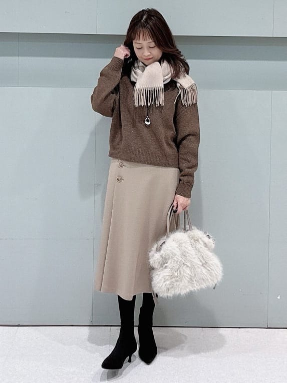 makiさんの「UNTITLED｜【はっ水機能/フード取り外し可/防寒】ロングダウンコート」を使ったコーディネート