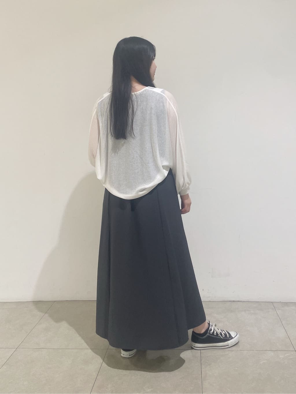 emikaさんの「INDIVI｜【軽く羽織れる】ボレロカーディガン」を使ったコーディネート