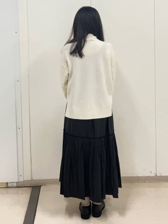 Rihoさんの「Reflect｜【腰周りすっきり◎】プリーツギャザースカート」を使ったコーディネート