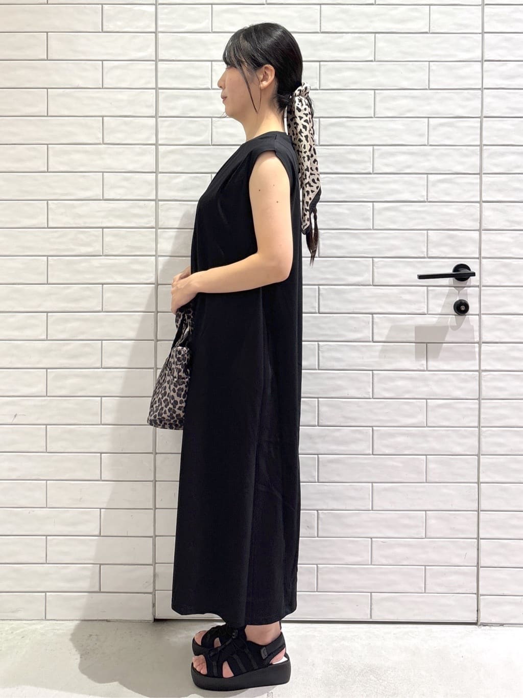 ayumiさんの「OPAQUE.CLIP｜カットソーフレアワンピース【接触冷感／洗濯機洗い可】」を使ったコーディネート