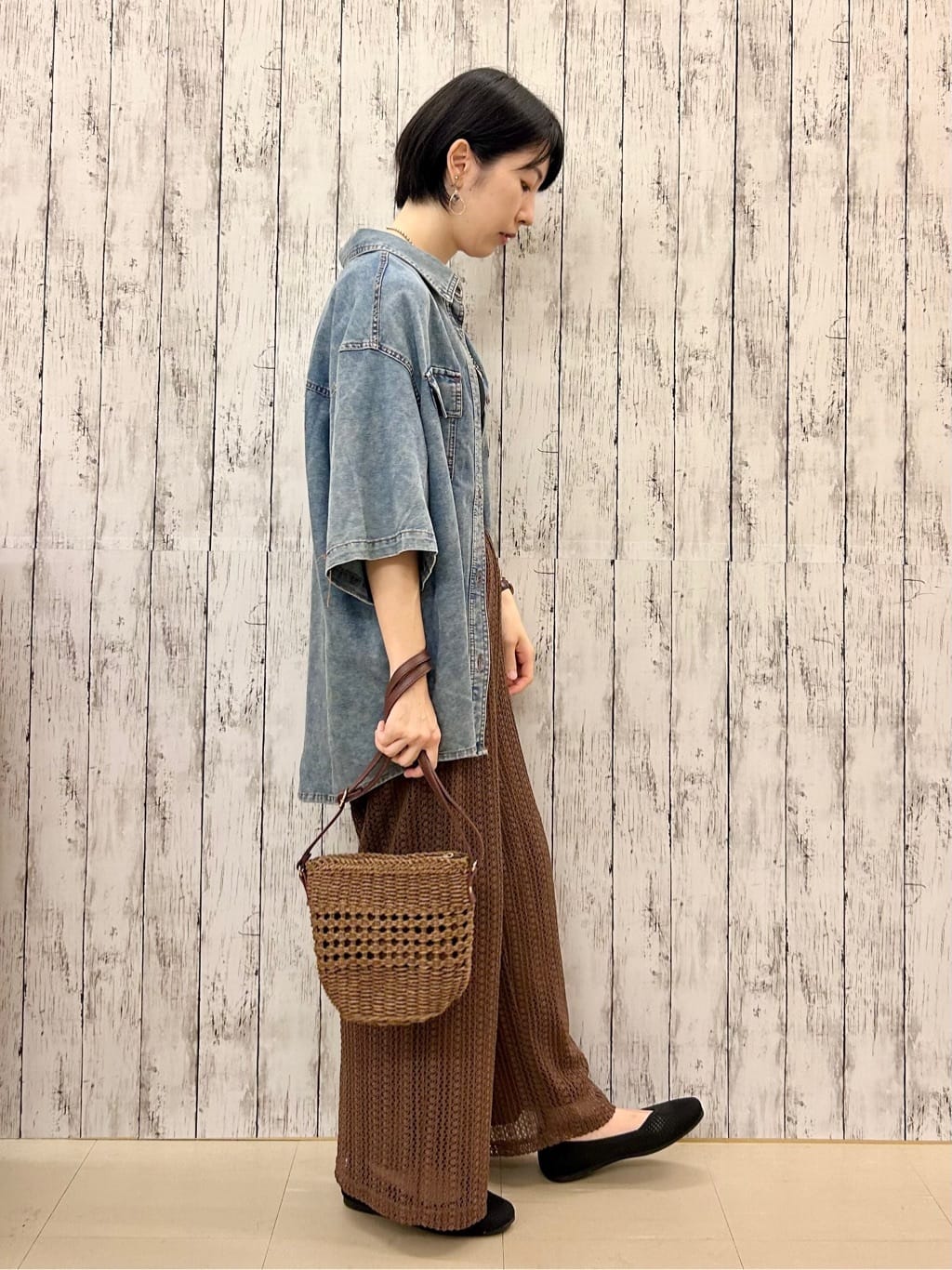 ちぐささんの「SHOO･LA･RUE｜【S-LL】クロシェ風レースイージーワイドパンツ」を使ったコーディネート