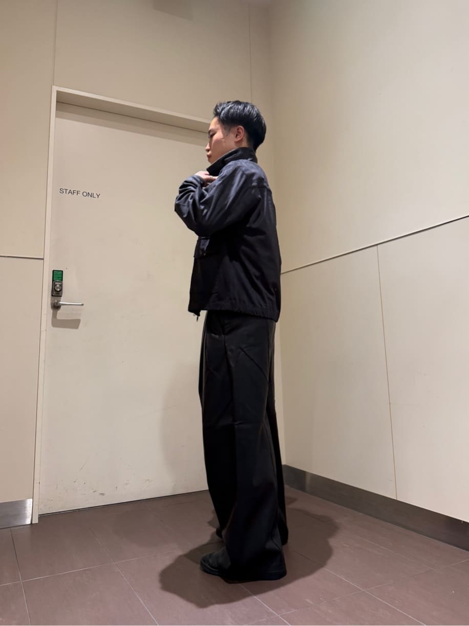 森拓也さんの「tk.TAKEO KIKUCHI｜グランパバギースラックス」を使ったコーディネート