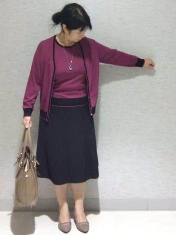 sakoさんの「Reflect｜【WEB先行カラーあり／手洗い可／アンサンブル可】バイカラーカーディガン」を使ったコーディネート