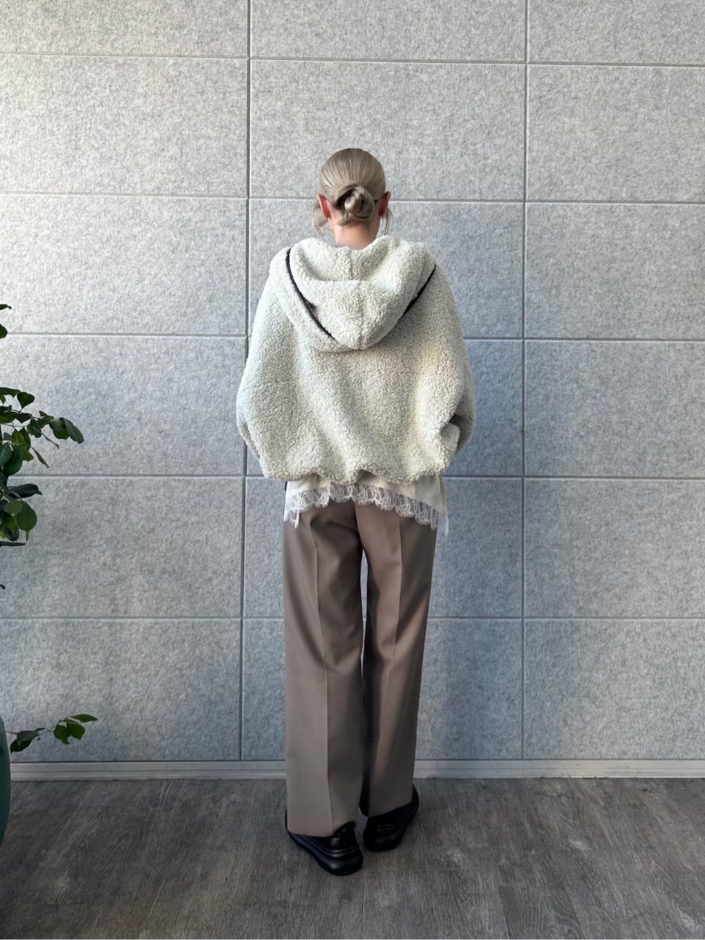 honoka Aさんの「CODE A｜boa hoodie blouson」を使ったコーディネート