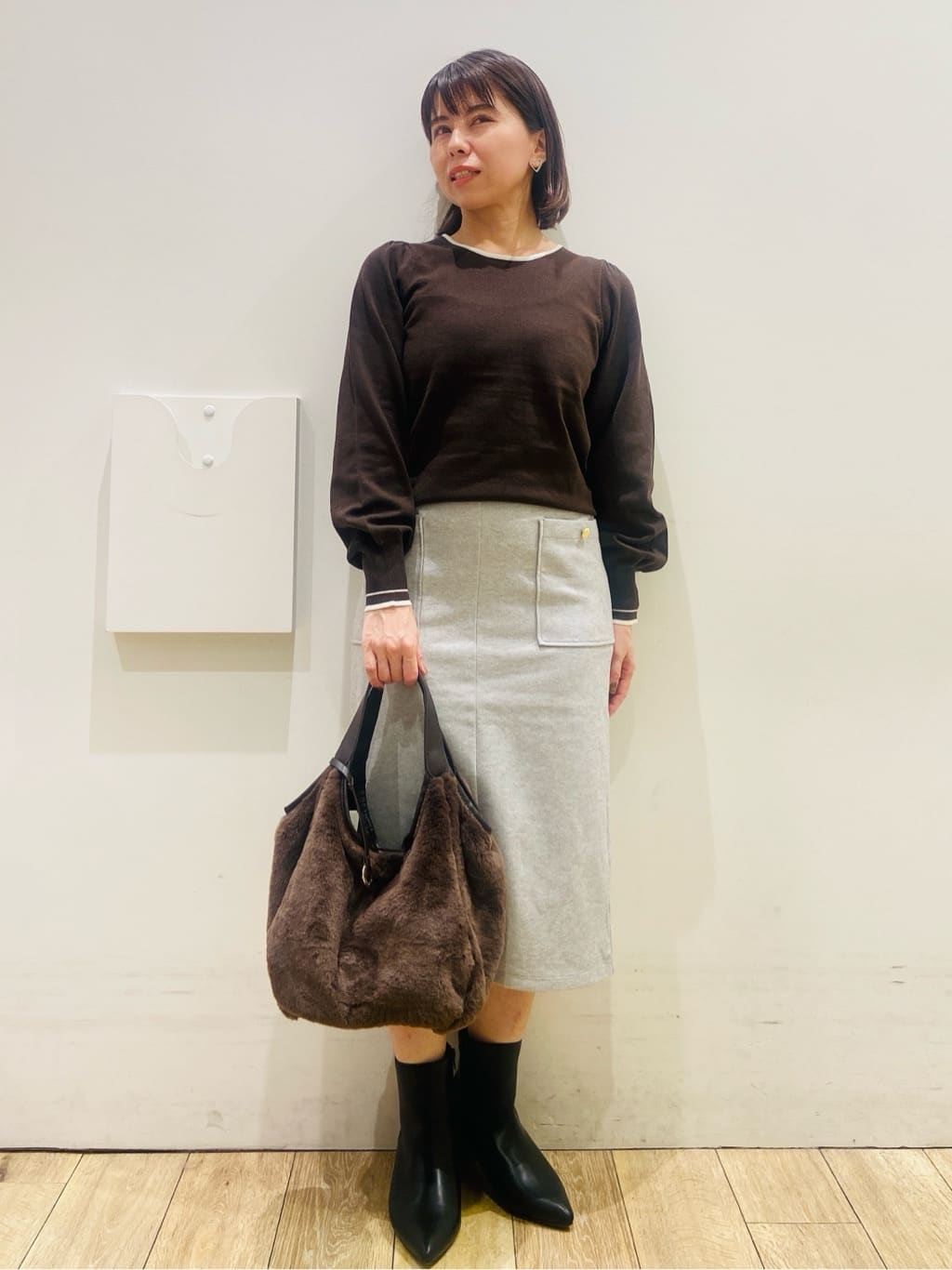 YUKOさんの「index｜バイカラーパフスリーブニット【洗濯機OK】」を使ったコーディネート