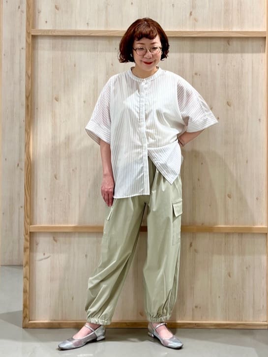 nakoさんの「THE SHOP TK｜カラーロゴ雑材トートバッグ」を使ったコーディネート