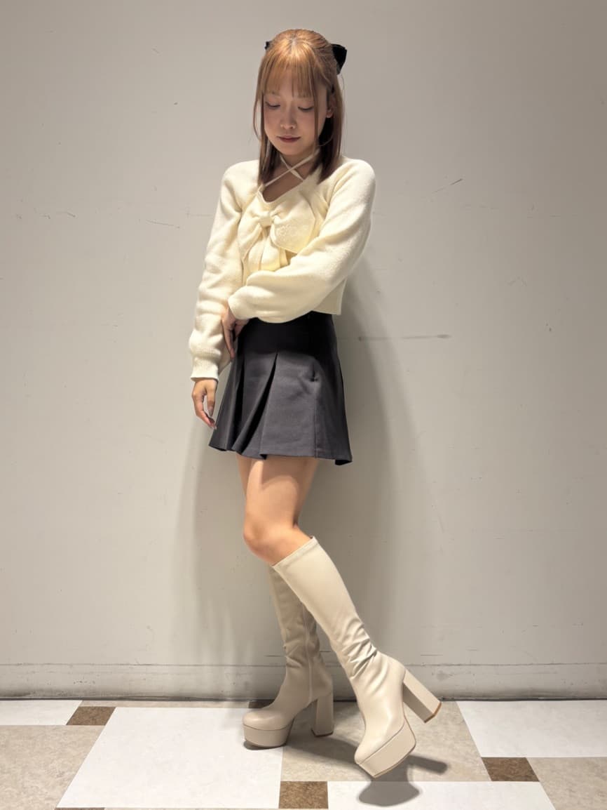 せらら⭐️さんの「ESPERANZA｜【ラク盛り/約12cm】ラク盛り厚底ロングブーツ」を使ったコーディネート