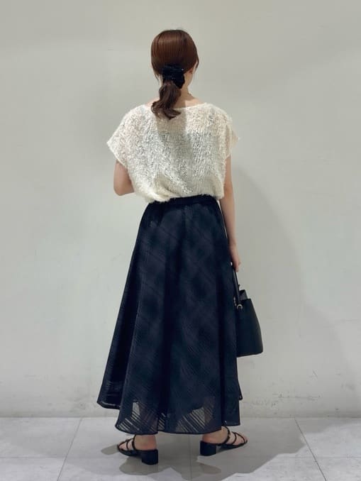 kyokaさんの「UNTITLED｜【セットアップ可/洗える】フェザーフレンチスリーブブラウス」を使ったコーディネート