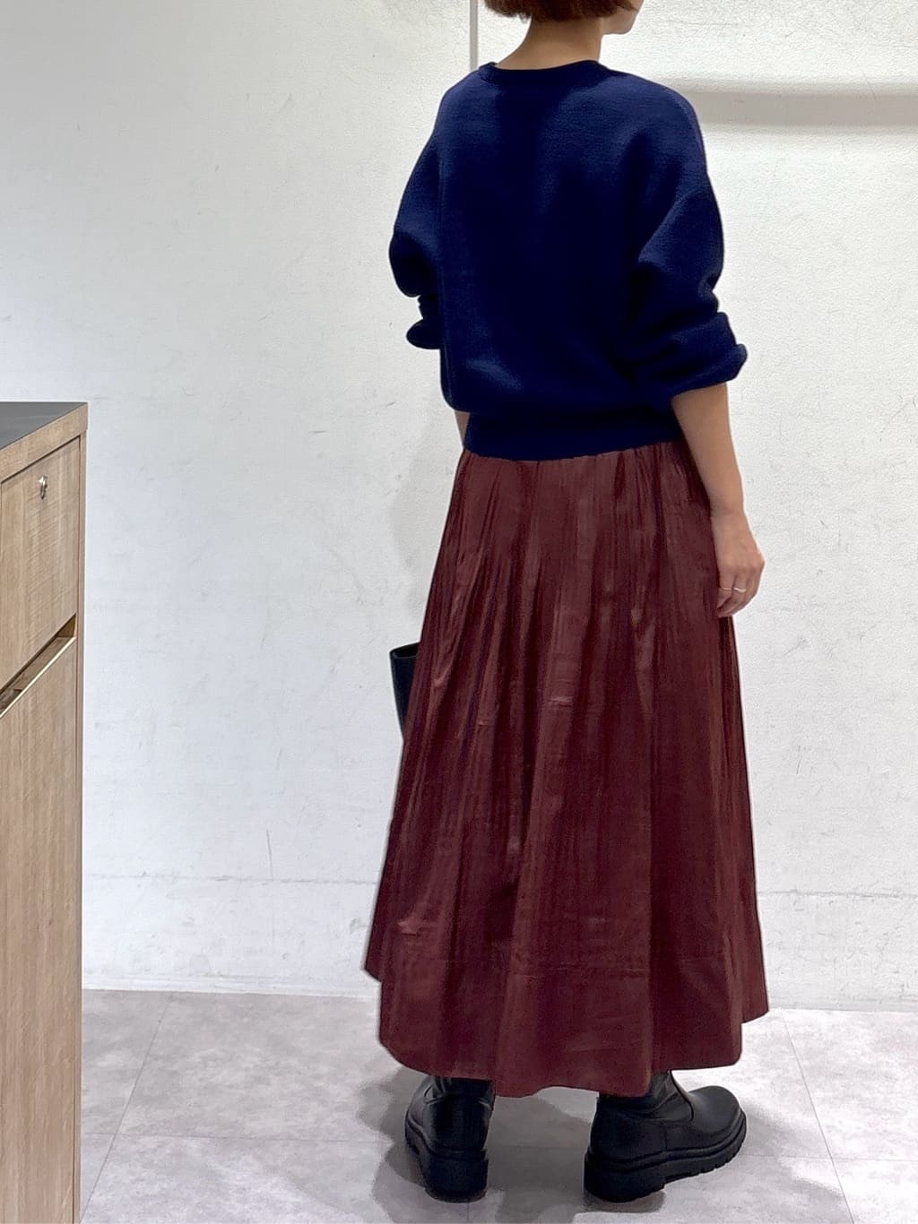 たけねぇさんの「OPAQUE.CLIP｜レザーライクタックフレアスカート【洗濯機洗い可】」を使ったコーディネート