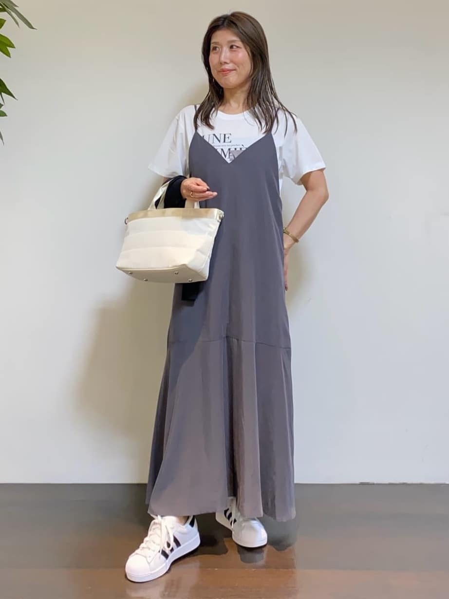 tomoさんの「UNTITLED｜【ロゴT/プリントT】グラフィックTシャツ」を使ったコーディネート