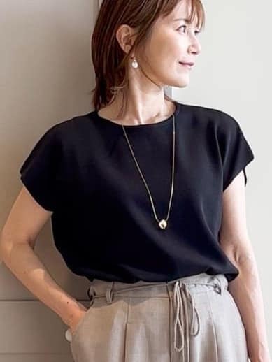 yamakoさんの「grove｜ロープベルトで差がつく 洗練リラックスパンツ」を使ったコーディネート