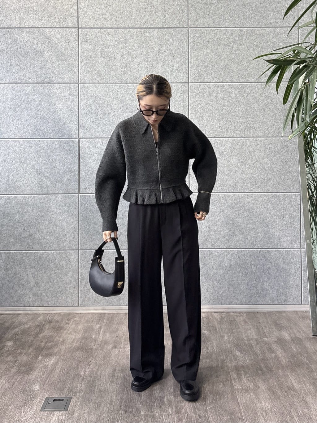 kotakiさんの「INDIVI｜Comfy SET UP｜イージーストレートワイドパンツ【セットアップ対応／通勤/カセット服】」を使ったコーディネート