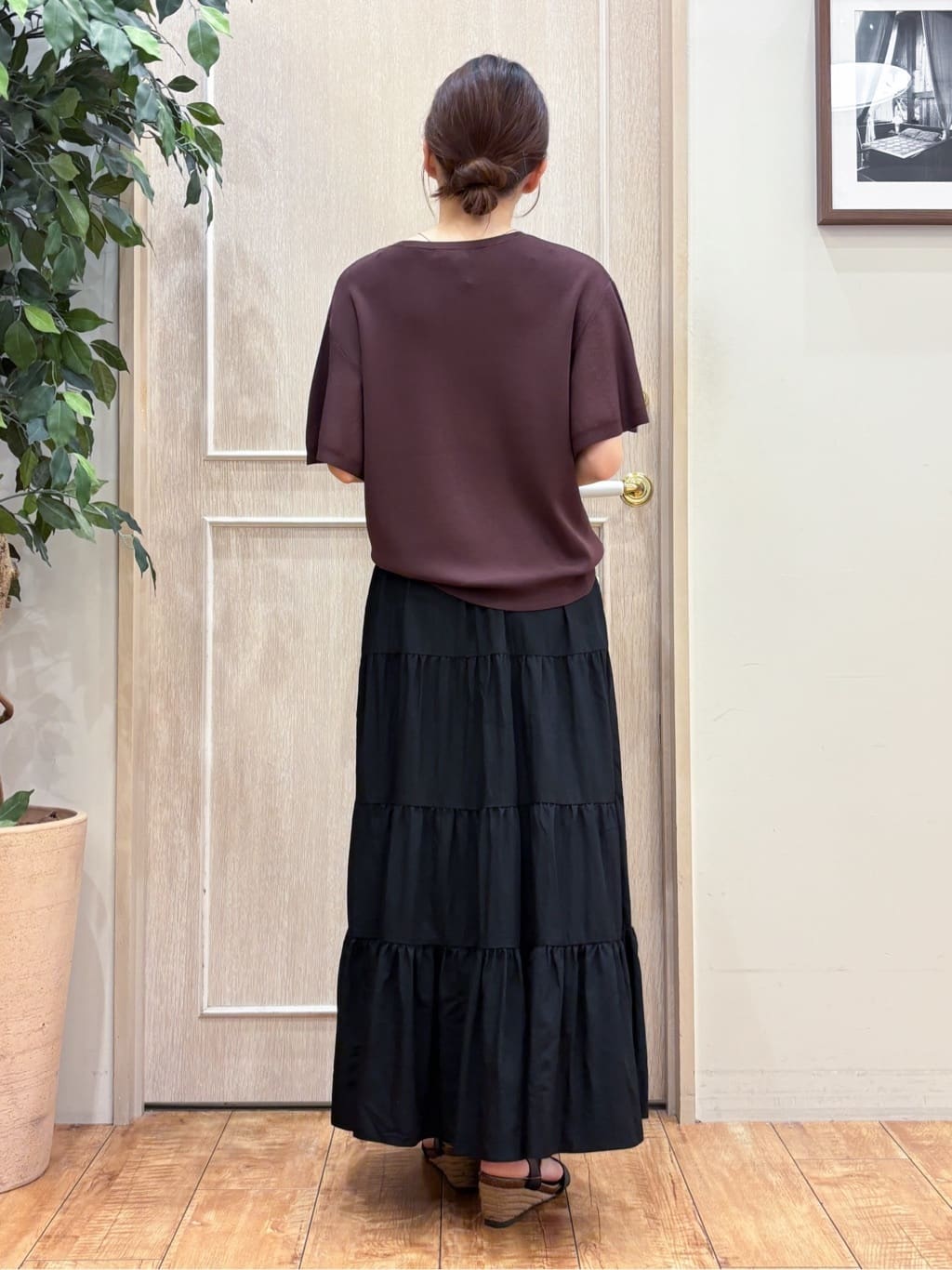 なみさんの「SHOO･LA･RUE｜【S-LL】二の腕はカバーして魅せる フレアスリーブニット」を使ったコーディネート