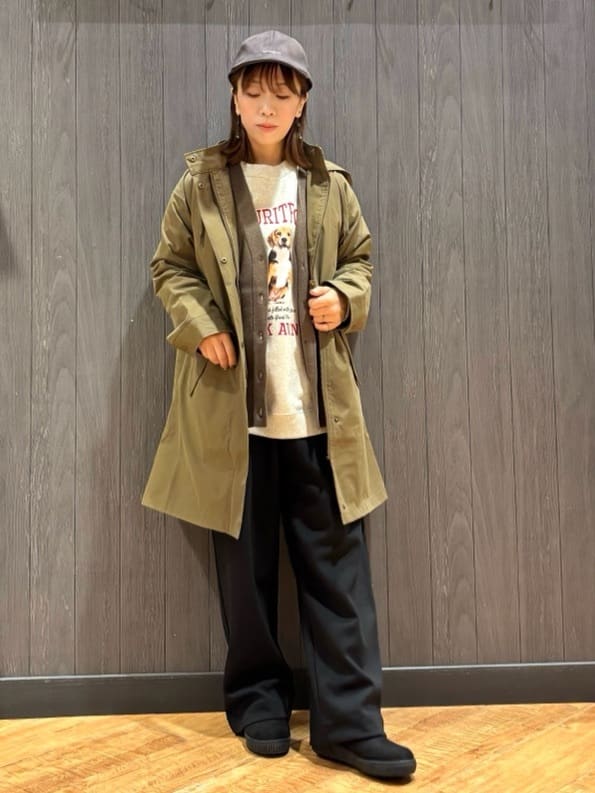 meiさんの「SHOO･LA･RUE｜【洗える/毛玉レス】表面がきれいなVネックカーディガン」を使ったコーディネート