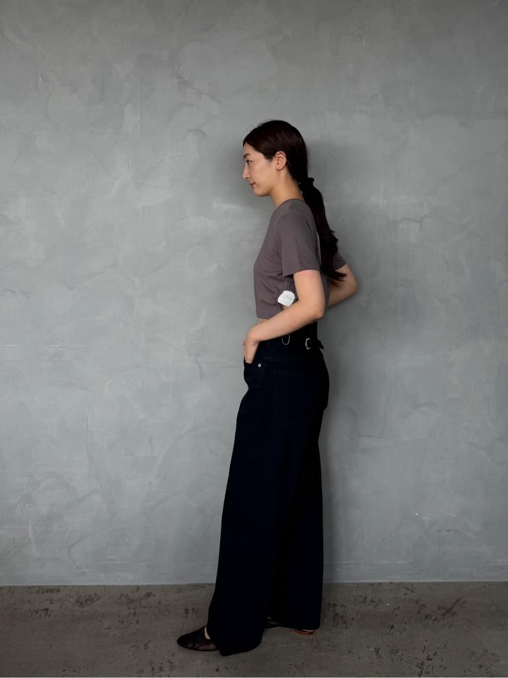 uchi__yamaさんの「CODE A｜drawstring crop tee」を使ったコーディネート
