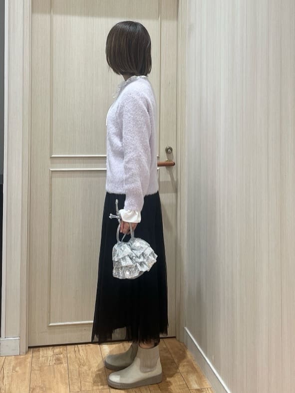 kuraさんの「SHOO･LA･RUE｜【洗濯機可】セレモニーからデイリーまで ふんわり軽やか チュールギャザースカート」を使ったコーディネート