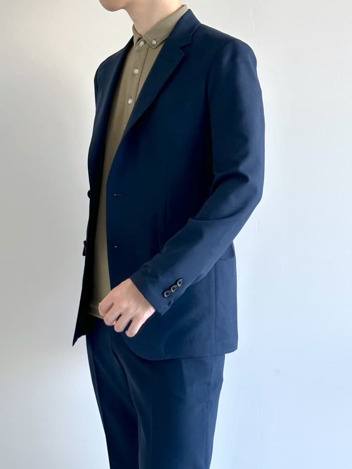 イッシーさんの「TAKEO KIKUCHI｜【COOL CITY WEAR】アーバンクール ジャケット /接触冷感・吸水速乾」を使ったコーディネート