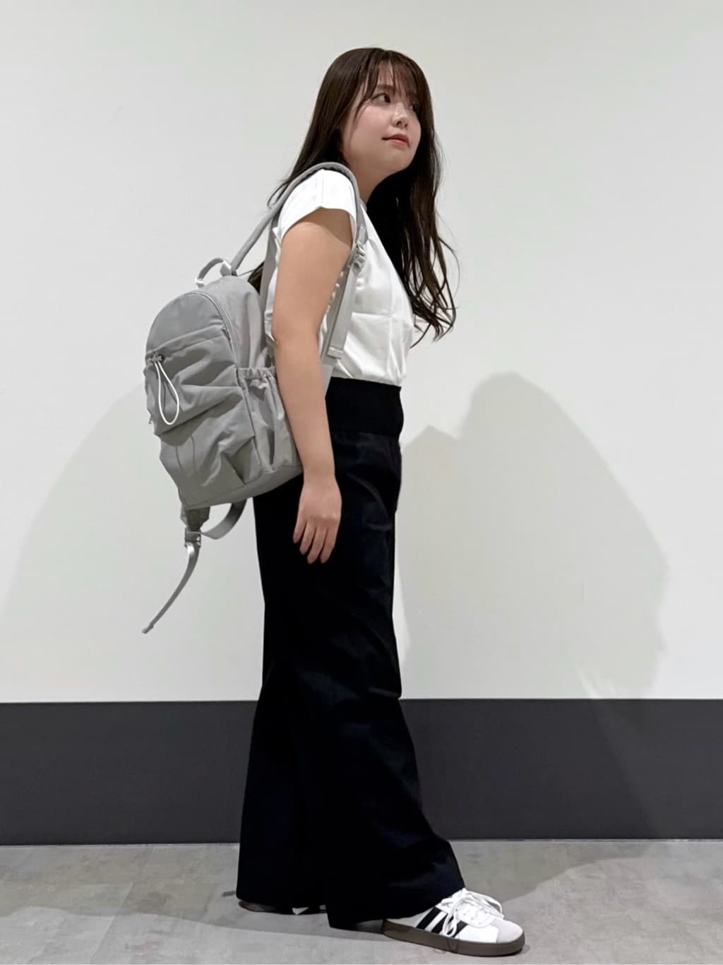 macchaさんの「THE SHOP TK｜合皮パイピングフレンチTシャツ【洗える】」を使ったコーディネート