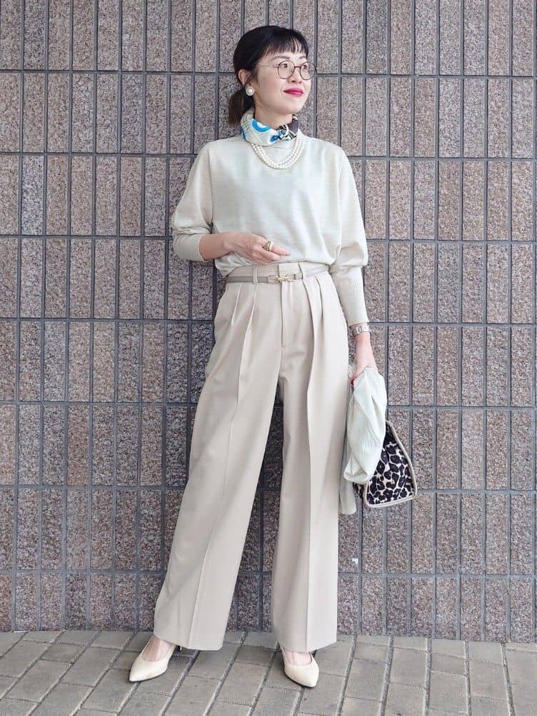 MUTSUKOさんの「UNTITLED｜【アンサンブル可/洗える/ボタンなし】シルクウールカシミヤ 着流しカーディガン」を使ったコーディネート