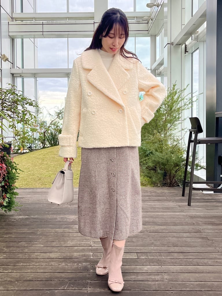 はばさんの「Couture brooch｜【多機能・フェミニン】パール調リブニット」を使ったコーディネート