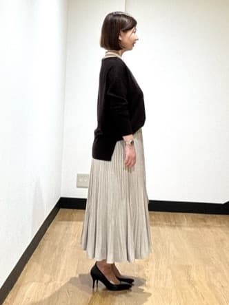 MIKIKOさんの「UNTITLED｜【シワ知らず/ウエストゴム】スエード風プリーツスカート」を使ったコーディネート