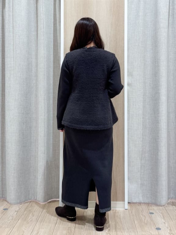 sachiさんの「grove｜【2点SET/体型カバー】一枚で決まる、ペプラムベスト&times;ニットワンピース」を使ったコーディネート
