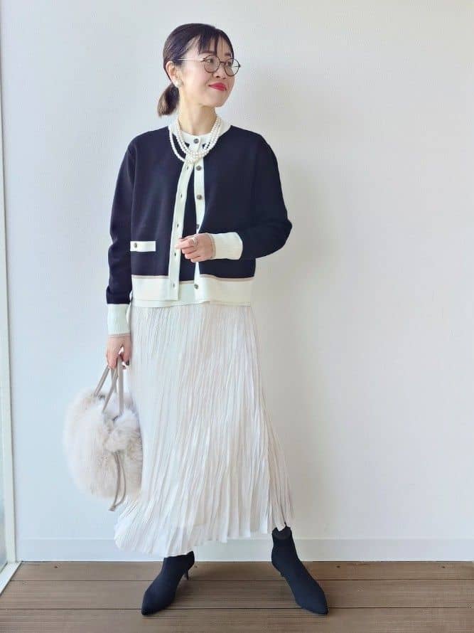 MUTSUKOさんの「UNTITLED｜【アンサンブル可/ジャケット風】ウールミラノリブカーディガン」を使ったコーディネート
