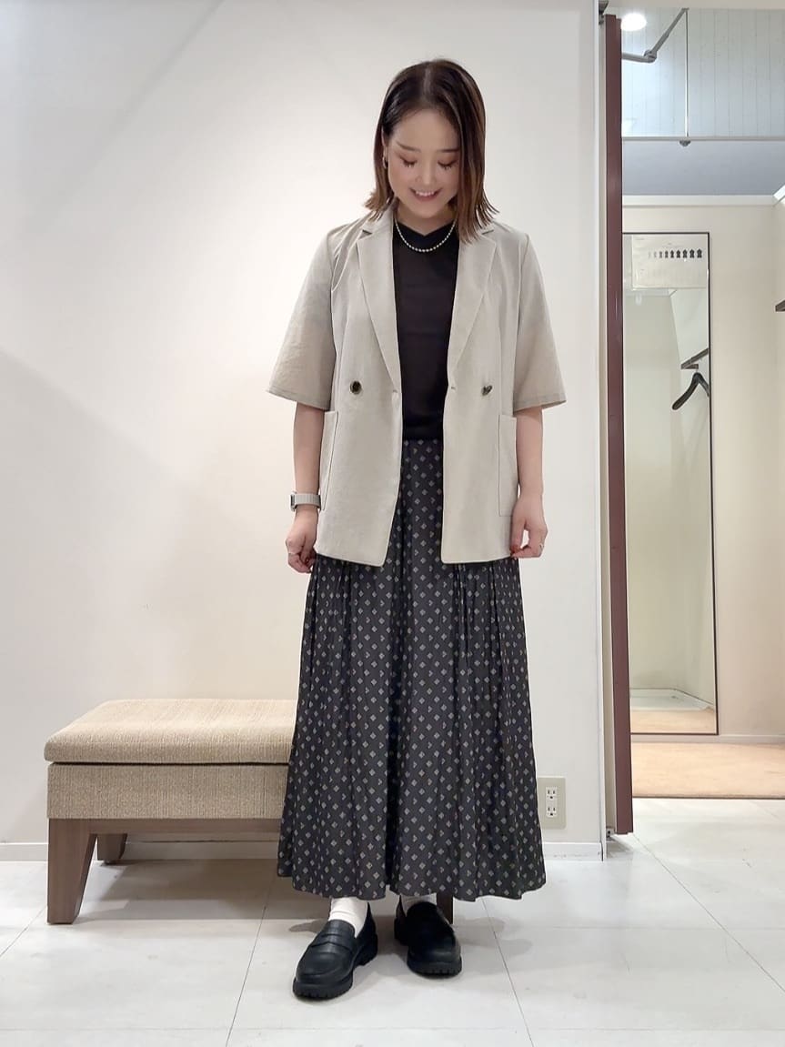 YUIさんの「UNTITLED｜【吸水速乾/洗える】ハーフスリーブジャケット」を使ったコーディネート