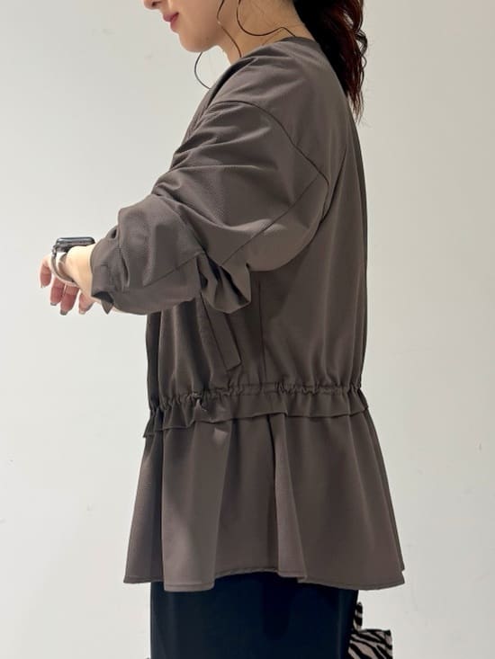 そんさんの「INDIVI｜【セットアップ可能】ビスチェレイヤード風トップス」を使ったコーディネート