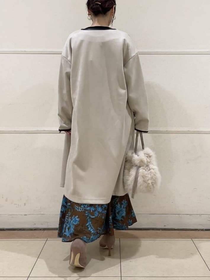 watanabeさんの「UNTITLED｜【アンサンブル可/洗える】シルクウールカシミヤ ドルマンスリーブニット」を使ったコーディネート