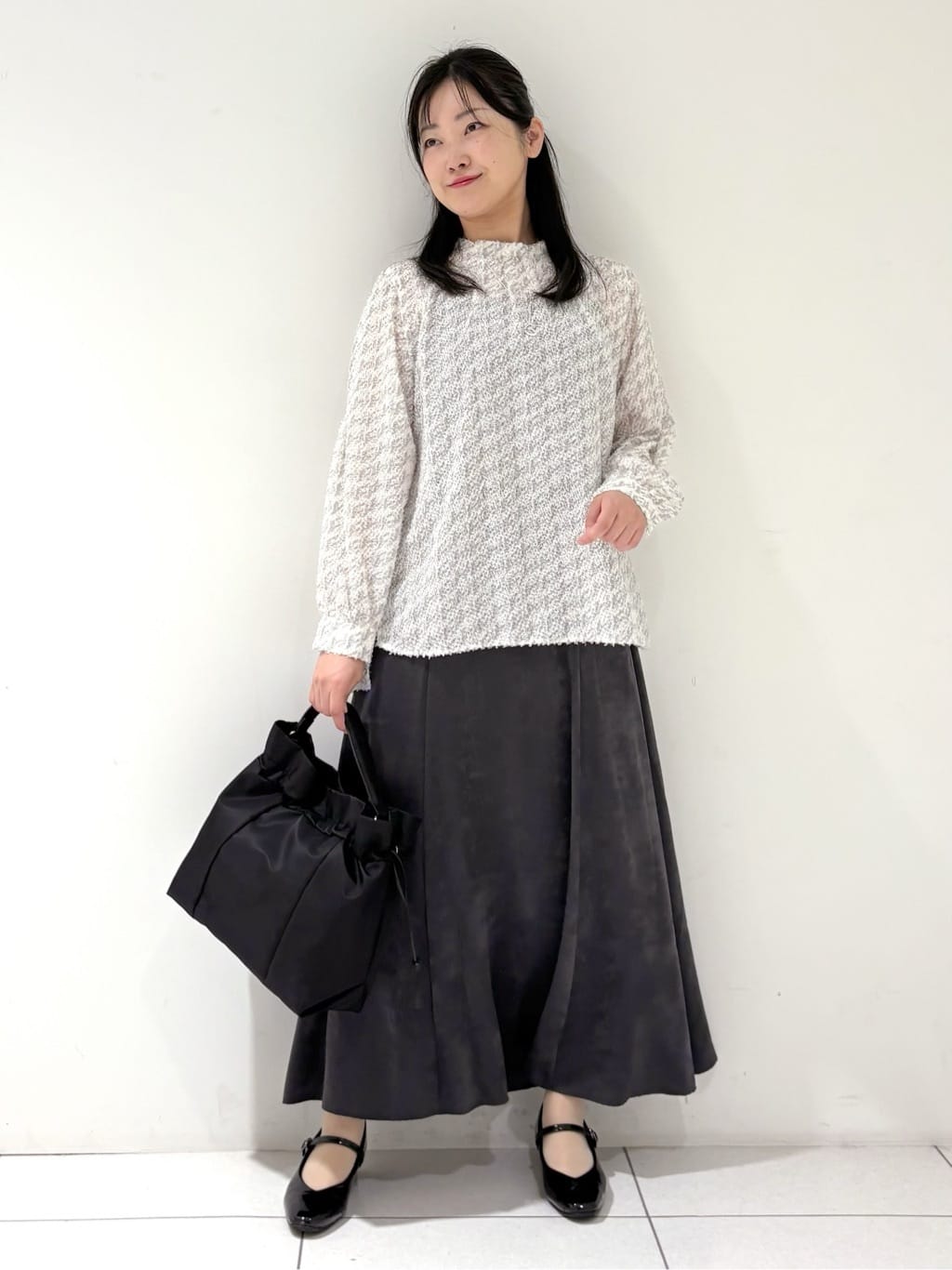 momokoさんの「INDIVI｜【きれいめ／オフィス／イベント】フェザージャカードブラウス」を使ったコーディネート