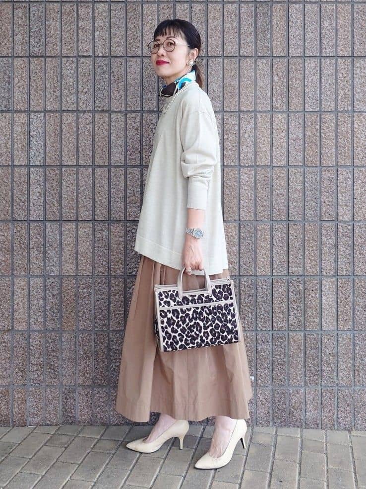 MUTSUKOさんの「UNTITLED｜【アンサンブル可/洗える/ボタンなし】シルクウールカシミヤ 着流しカーディガン」を使ったコーディネート