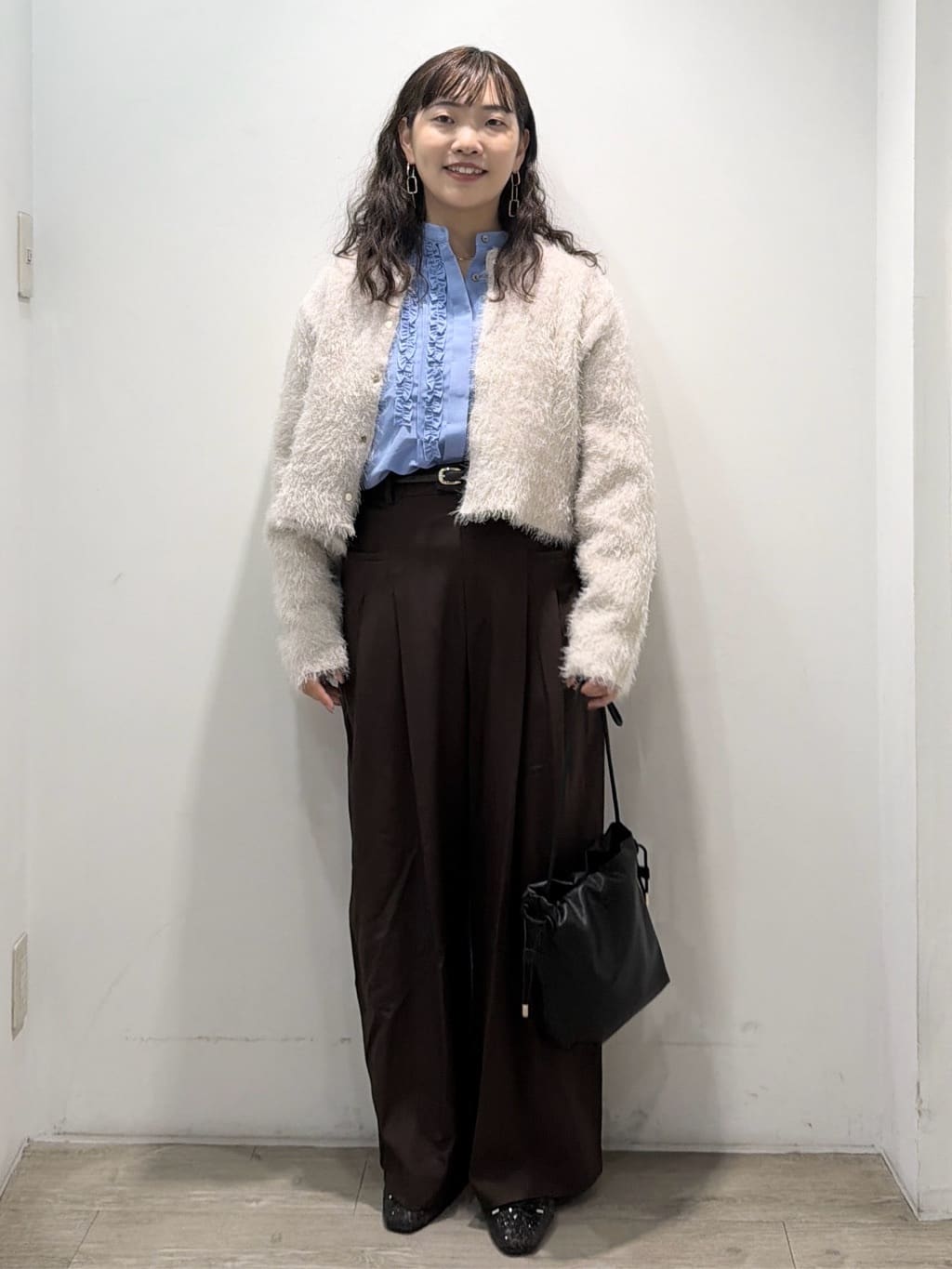 sumicaさんの「OPAQUE.CLIP｜タックデザインワイドパンツ【洗濯機OK】」を使ったコーディネート