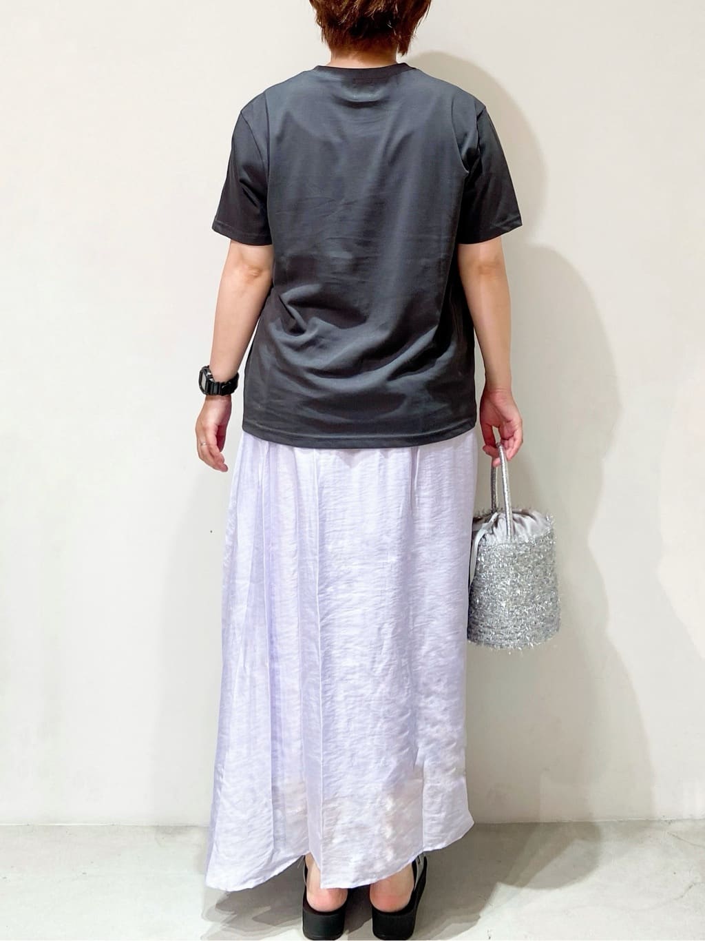 MIHOさんの「OPAQUE.CLIP｜ロゴプリントTシャツ【洗濯機洗い可】」を使ったコーディネート