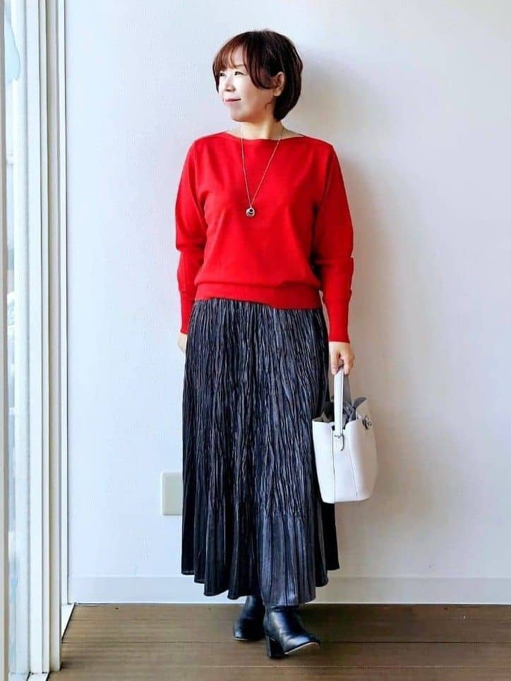やじまさんの「UNTITLED｜【アンサンブル可/洗える】シルクウールカシミヤ ドルマンスリーブニット」を使ったコーディネート