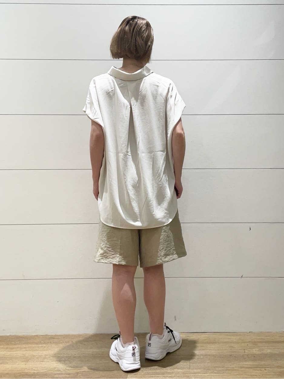 Ryoさんの「THE SHOP TK｜コットンライクブラウス【接触冷感/洗濯機OK/UV/セットアップ可】」を使ったコーディネート