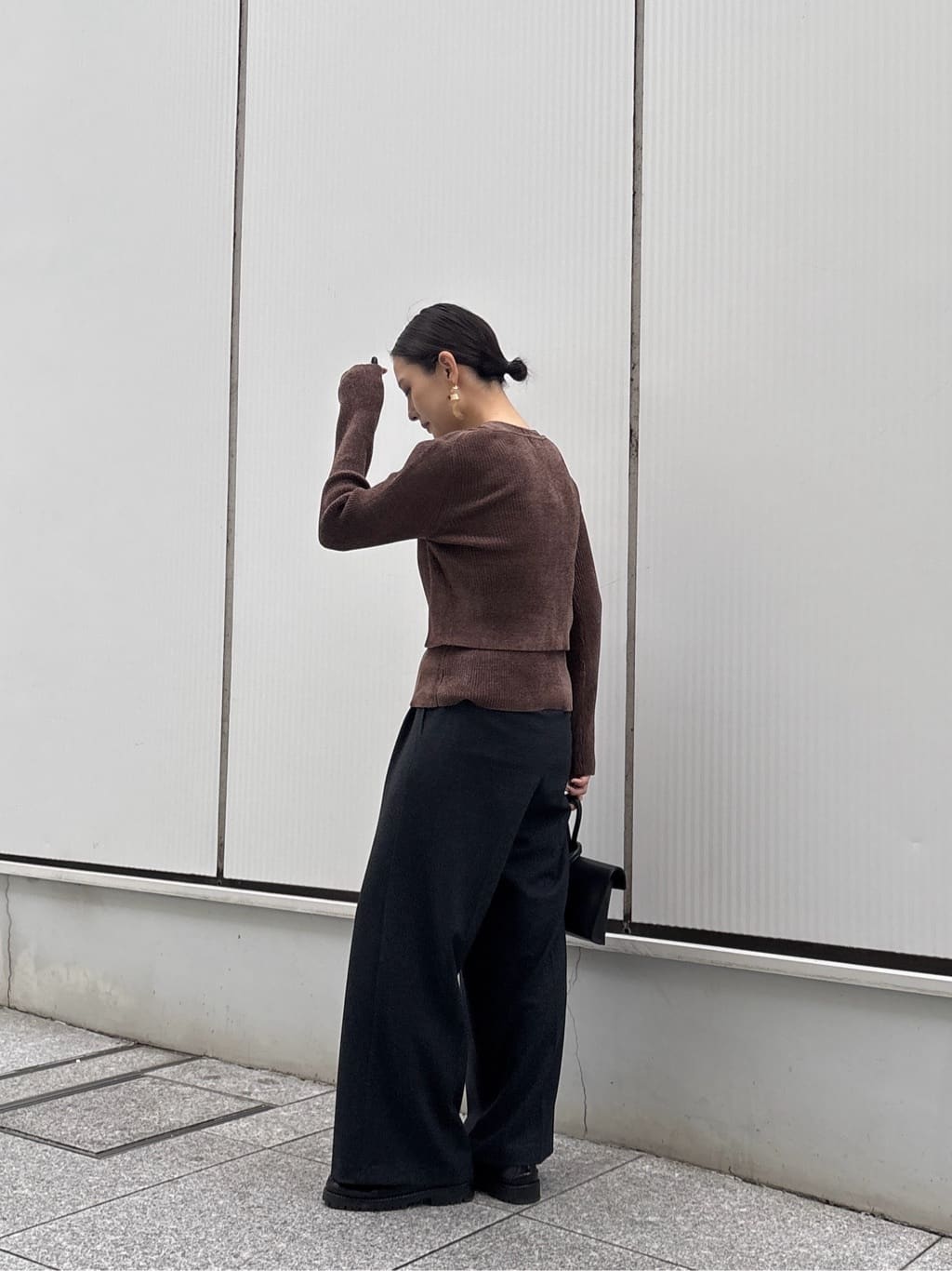 ayanoさんの「INDIVI｜ツイードタックワイドパンツ」を使ったコーディネート