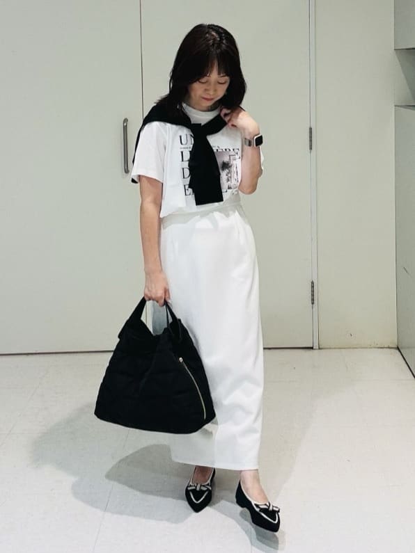 makiさんの「UNTITLED｜【ロゴT/プリントT】グラフィックTシャツ」を使ったコーディネート
