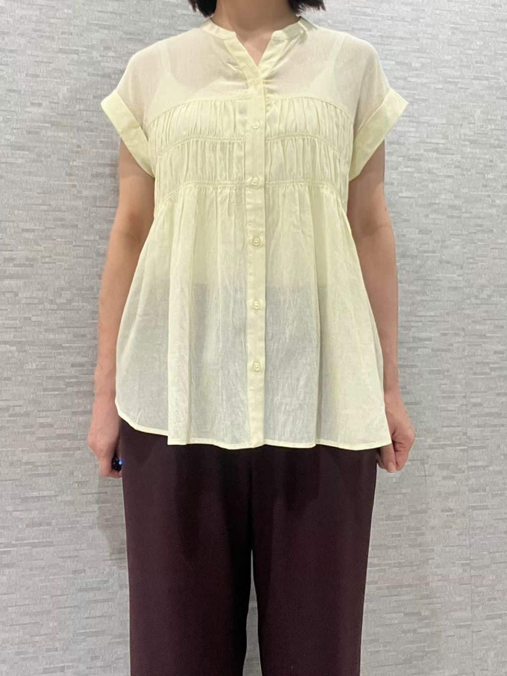 marikoさんの「Reflect｜【二の腕さりげなくカバー】シャーリングブラウス」を使ったコーディネート