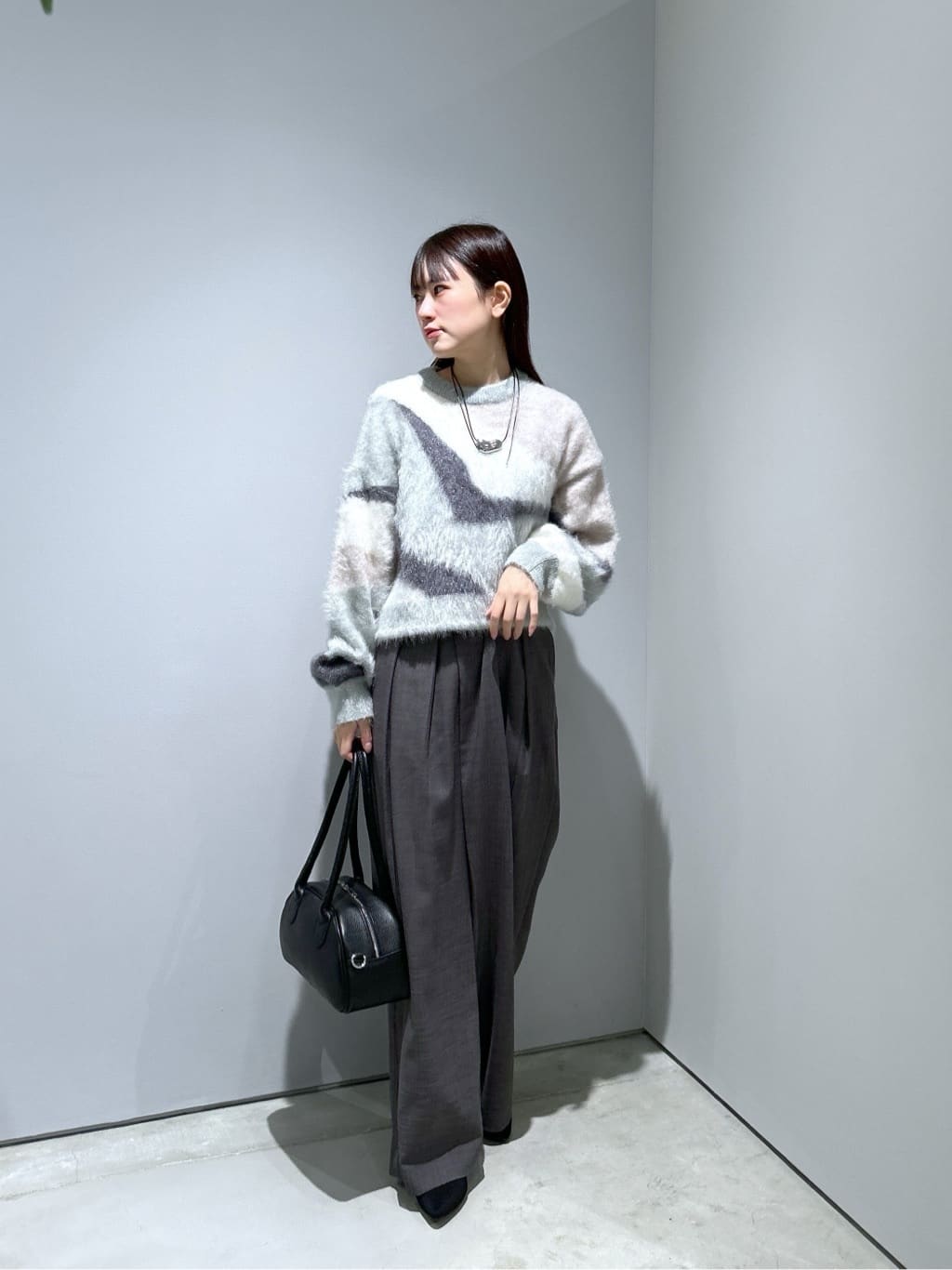 Renoさんの「INDIVI｜センタータックメランジワイドパンツ」を使ったコーディネート