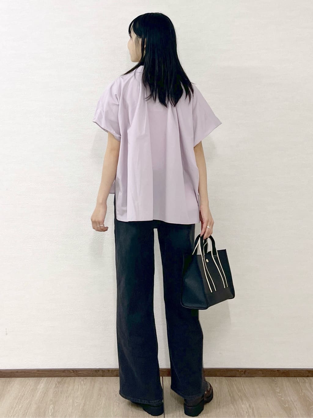 sachikoさんの「OPAQUE.CLIP｜《andGIRL掲載》リラクシーシャツ【洗濯機洗い可】」を使ったコーディネート