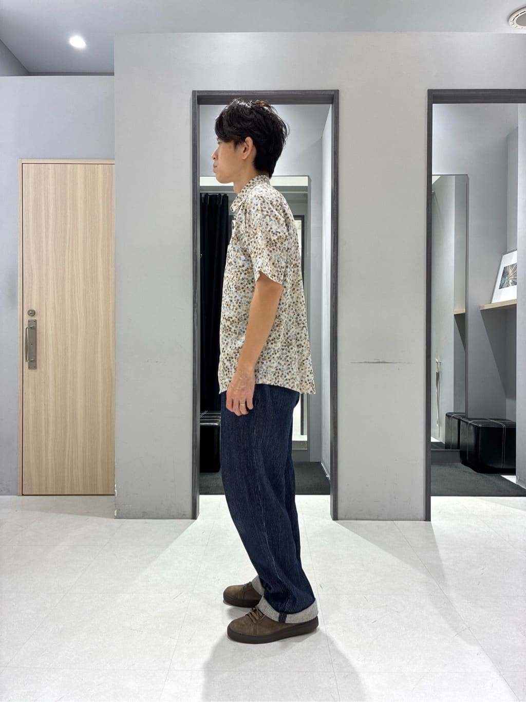 わいずみさんの「TAKEO KIKUCHI｜フルベジタンニンレザー バックパック」を使ったコーディネート
