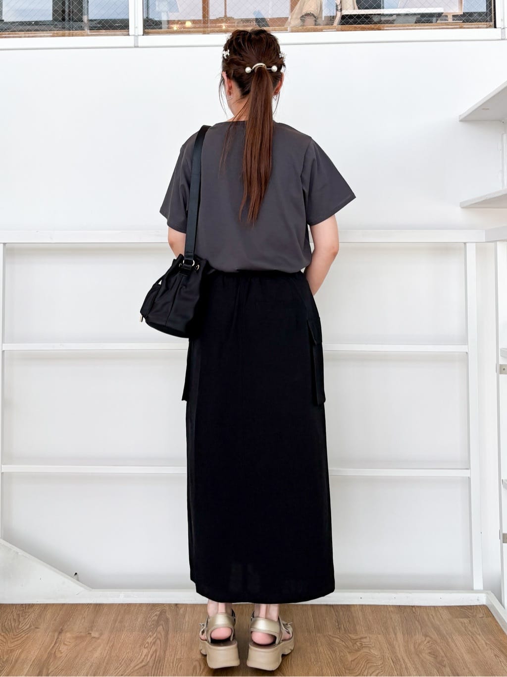 ゆゆさんの「SHOO･LA･RUE｜【S-LL/ひんやり/汗ジミ軽減/UVカット】グラフィックアソートTシャツ」を使ったコーディネート