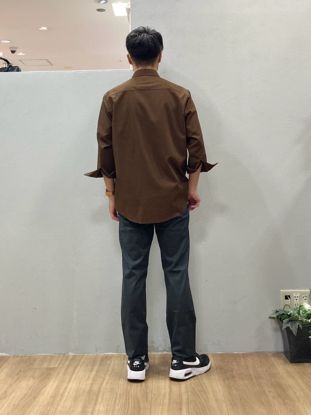 シュンさんの「TAKEO KIKUCHI｜【COOL CITY WEAR】DotAir（R）サッカー シャツ」を使ったコーディネート