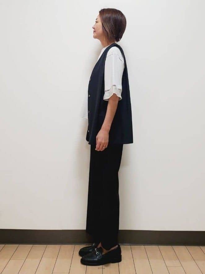 yuuさんの「Reflect｜【ウエスト総ゴム／セットアップ／単品使いOK◎】ベスト＋ストレートパンツセット」を使ったコーディネート