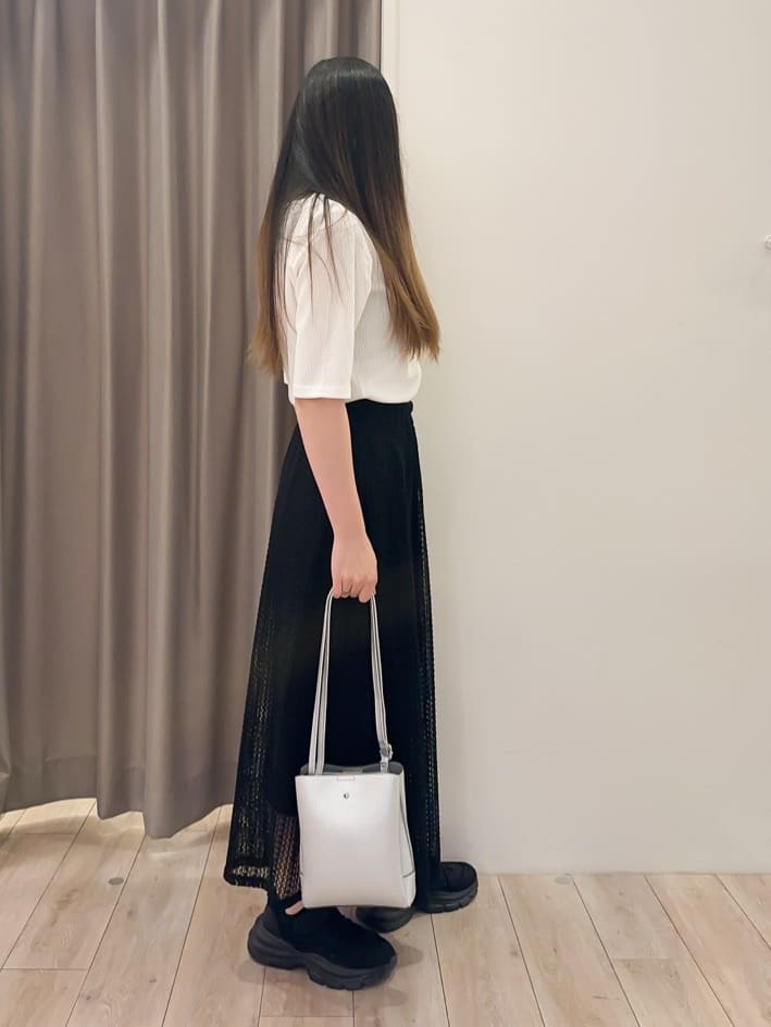 MAYAさんの「SHOO･LA･RUE｜【S-LL】女性らしさ漂うハートネック テレコ5分袖トップス」を使ったコーディネート