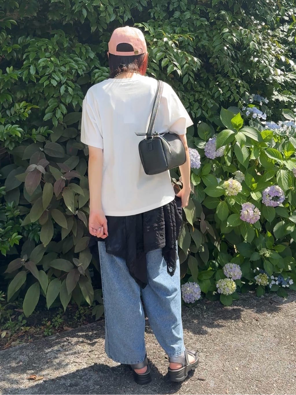𝐜𝐡𝐢𝐤𝐚さんの「SHOO･LA･RUE｜【S-LL/ひんやり/UV】選べる6柄でそれぞれ欲しくなる プリントTシャツ」を使ったコーディネート